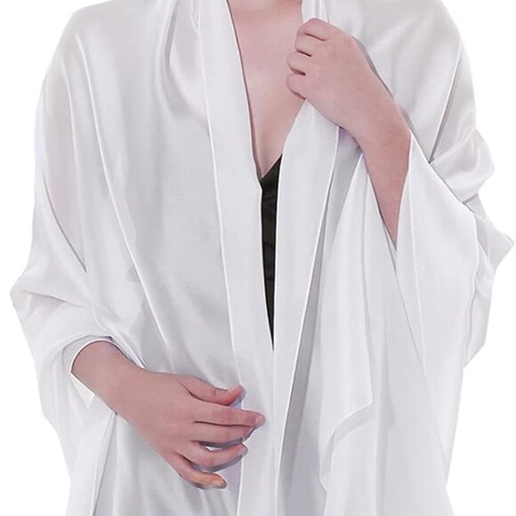 Elegant White Women's Scarf - Picture 4 of 8